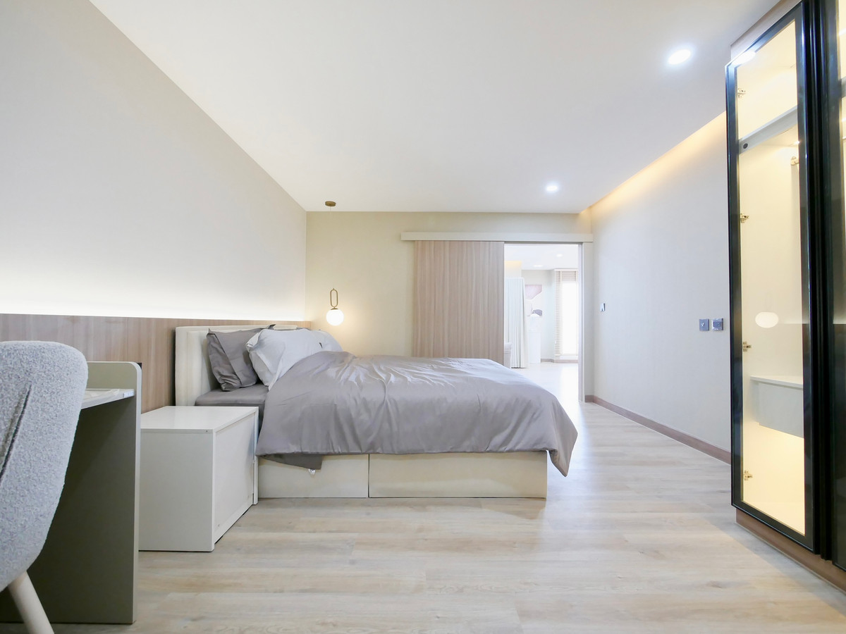 ขายคอนโดอ่อนนุช อุดมสุข : ขายคอนโด Winning Tower สุขุมวิท 71(ปรีดีพนมยงค์) ขนาด 83 ตร.ม. 2 ห้องนอน 2 ห้องน้ำ รีโนเวทใหม่ ใกล้ BTS เอกมัย,BTS พระโขนง