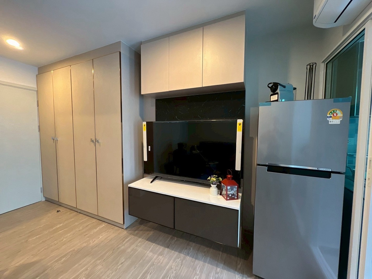 ให้เช่าคอนโดบางนา แบริ่ง ลาซาล : ให้เช่า💥ห้องสวย บิ้วอิน สไตล์มินิมอล 💦วิวสระ 💖ค่าเช่า  11,000 บาท #RegentHomeBangna 