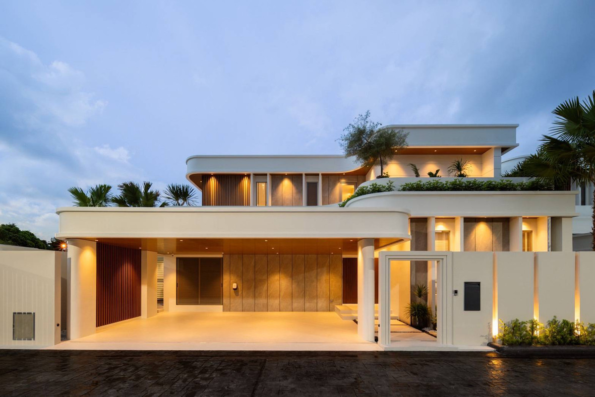 ขายพัทยา บางแสน ชลบุรี สัตหีบ : CHARIN PATTAYA บ้านเดี่ยวหรู 2 ชั้น พร้อมสระว่ายน้ำส่วนตัว ดีไซน์ทันสมัย พื้นที่กว้างขวาง ใช้วัสดุคุณภาพสูง เริ่มต้นที่ 29.9 ล้านบาท*