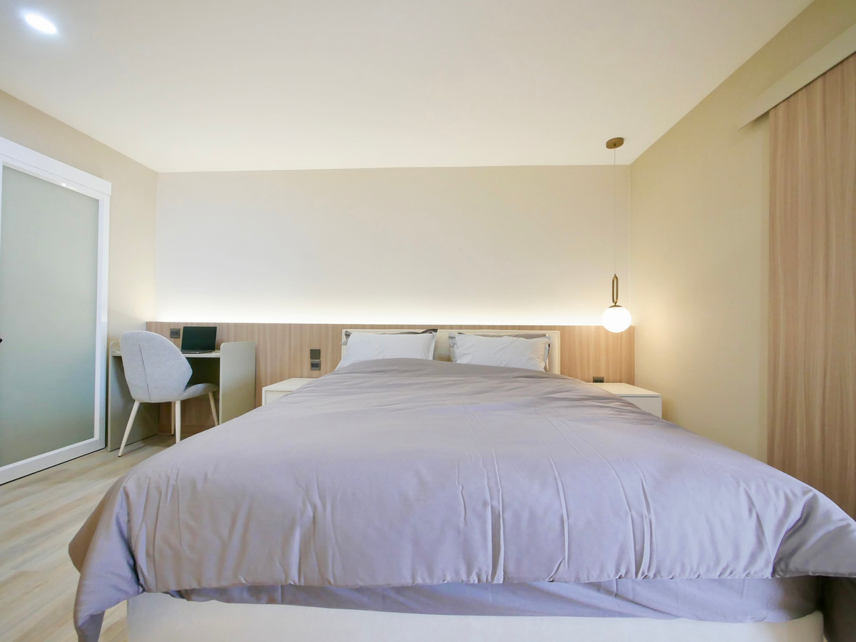 ขายคอนโดอ่อนนุช อุดมสุข : ขายคอนโด Winning Tower สุขุมวิท 71(ปรีดีพนมยงค์) ขนาด 83 ตร.ม. 2 ห้องนอน 2 ห้องน้ำ รีโนเวทใหม่ ใกล้ BTS เอกมัย,BTS พระโขนง