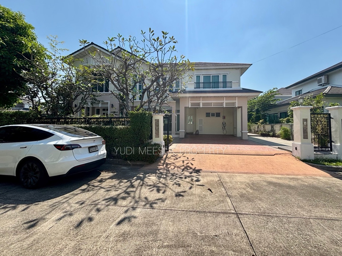 For RentHouseLadkrabang, Suwannaphum Airport : Large luxury house for sale/rent