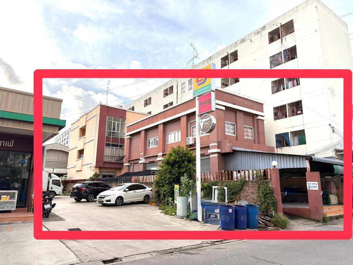 ขายกิจการโรงแรม & กิจการอพาร์ตเมนต์สมุทรปราการ สำโรง : ขายถูก ราคาต่อรองได้ สายรีโนเวท อาคารพาณิชย์ 2 หลัง  มีที่จอดรถ ซอยศรีสมิตร พื้นที่ 109 ตร.วา รั้วติดกับ ซีเจมอร์
