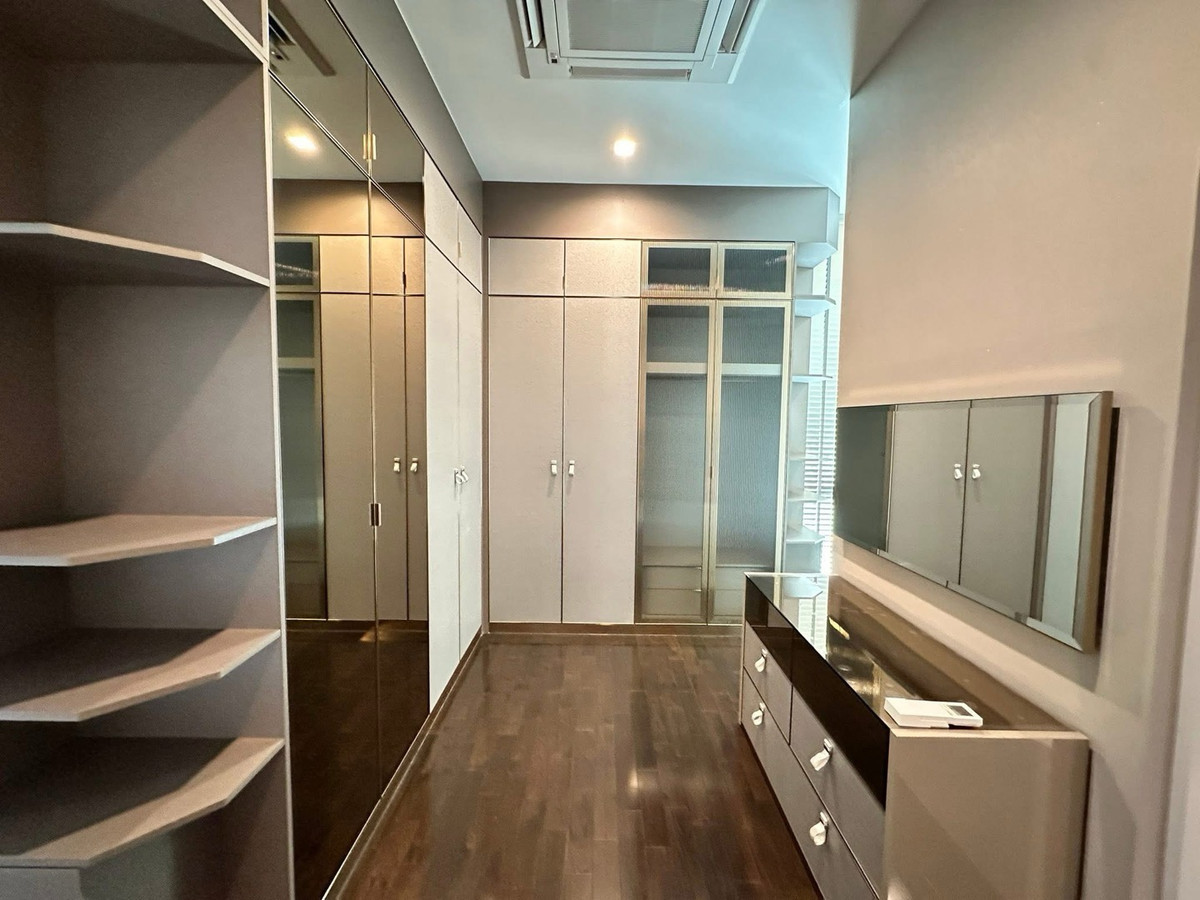 For RentHouseLadkrabang, Suwannaphum Airport : FOR RENT BANGKOK LUXURY HOME BY GRAND BANGKOK BOULEVARD KRUNGTHEP KREETHA PROJECT • NEAR INTERNATIONAL SCHOOL