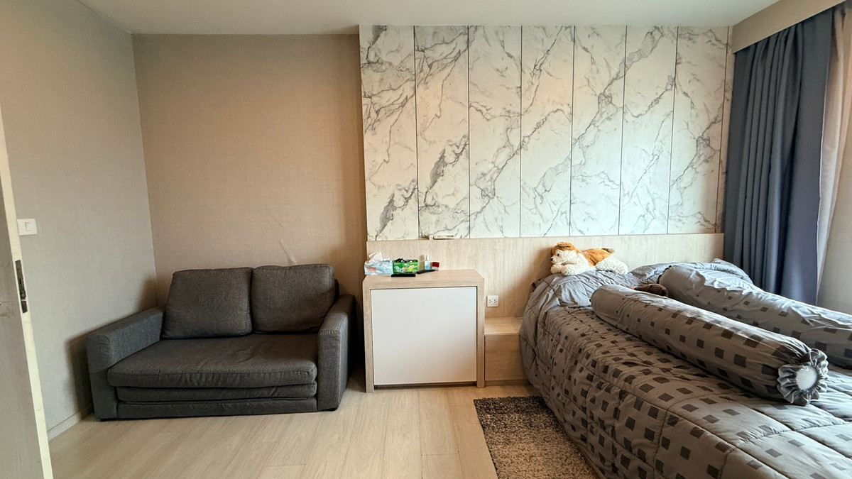 ขายคอนโดพระราม 9 เพชรบุรีตัดใหม่ RCA : ลงทุนหรืออยู่เองก็คุ้ม! Life Asoke  1 ห้องนอน ใกล้รถไฟฟ้า