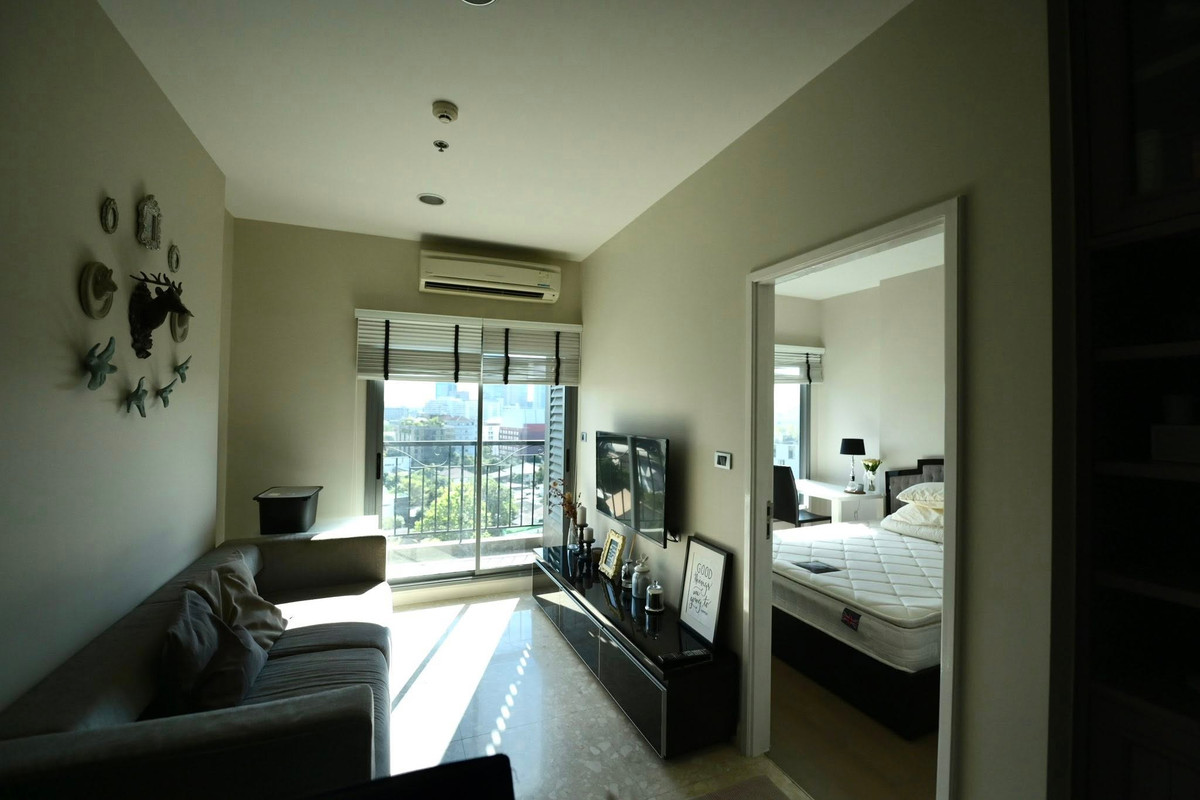 ให้เช่าคอนโดสุขุมวิท อโศก ทองหล่อ : คอนโด ทำเลดี พร้อมเฟอร์นิเจอร์ ตกแต่งสวยงาม ให้เช่า ย่านสุขุมวิท-ทองหล่อ ใกล้BTS ทองหล่อ เพียง 230 เมตร