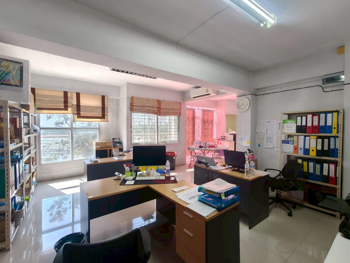 ขายโรงงานปทุมธานี รังสิต ธรรมศาสตร์ : 💖💖ขายมินิแฟคตอรี่สำหรับ SME หน้ากว้าง 15 เมตร ยาว45 เมตร, ทิศใต้, พร้อม Forklift และอื่นๆ / สนใจสอบถามได้นะคะ Line ID = atfirm2010💖💖