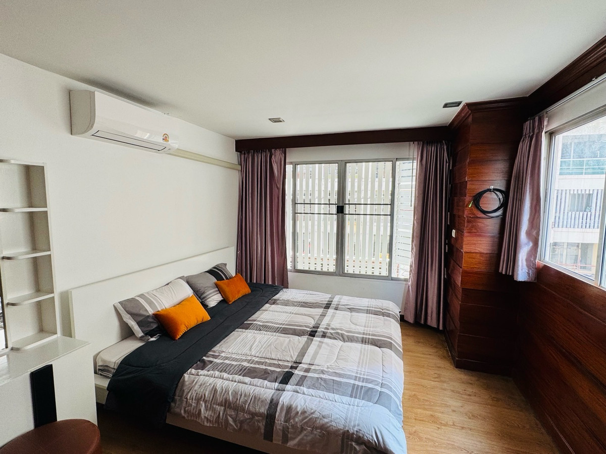 For RentCondoPattanakan, Srinakarin : Property code: [HR106] premiere place rama 9 Premier Place Rama 9, large room with furniture, beautiful room