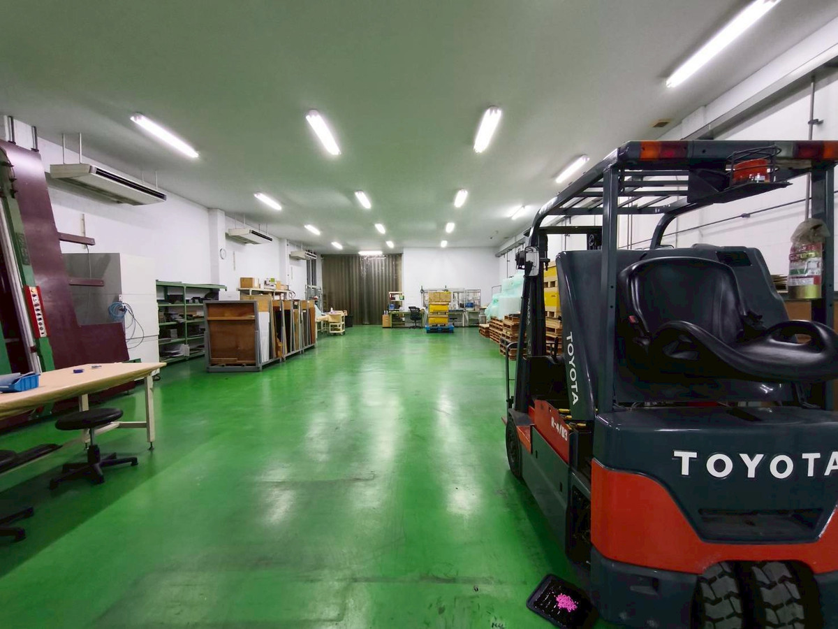 ขายโรงงานปทุมธานี รังสิต ธรรมศาสตร์ : 💖💖ขายมินิแฟคตอรี่สำหรับ SME หน้ากว้าง 15 เมตร ยาว45 เมตร, ทิศใต้, พร้อม Forklift และอื่นๆ / สนใจสอบถามได้นะคะ Line ID = atfirm2010💖💖