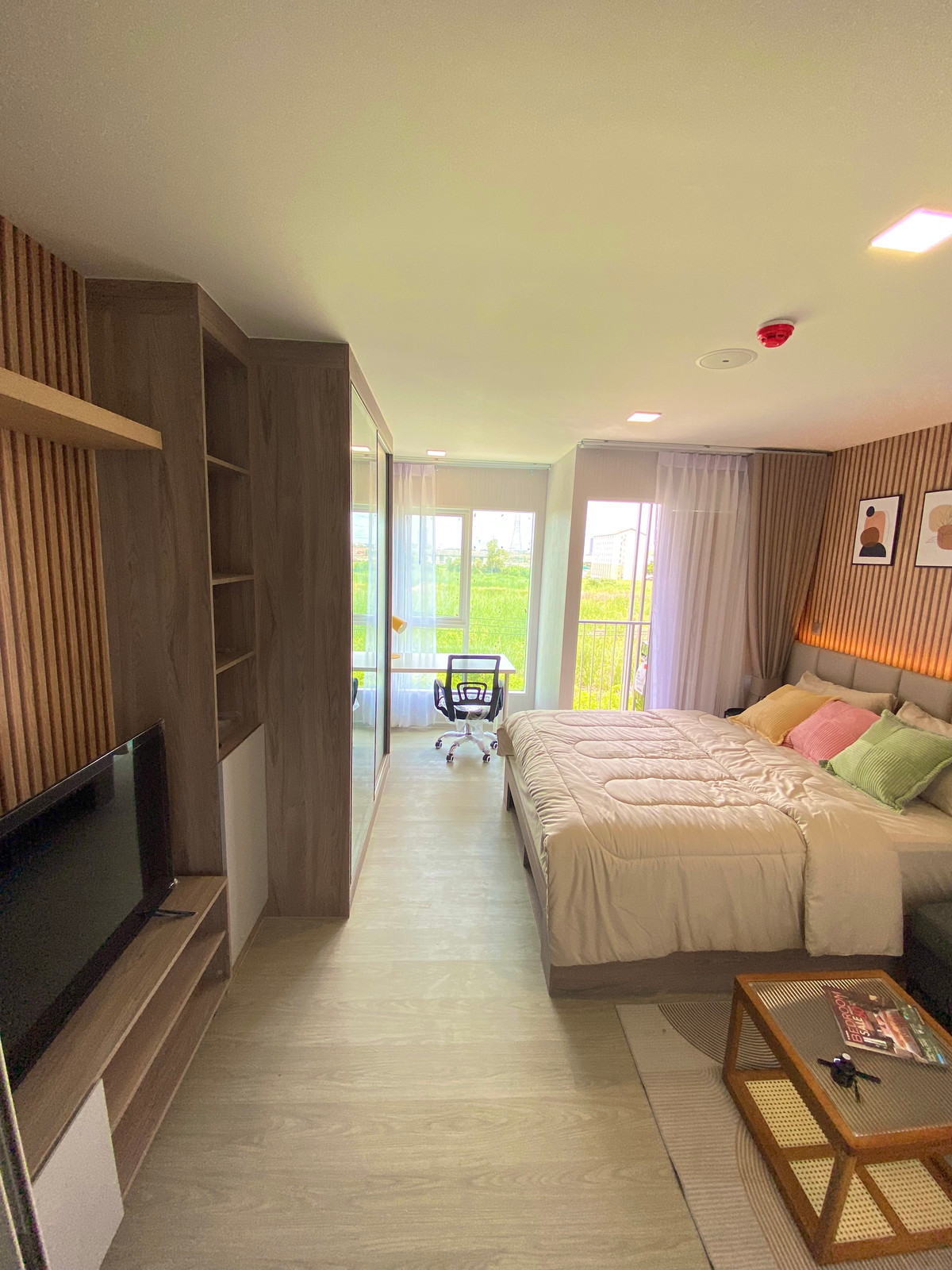 For RentCondoPathum Thani,Rangsit, Thammasat : Kave Town Island, next to Bangkok University, field view, very peaceful.