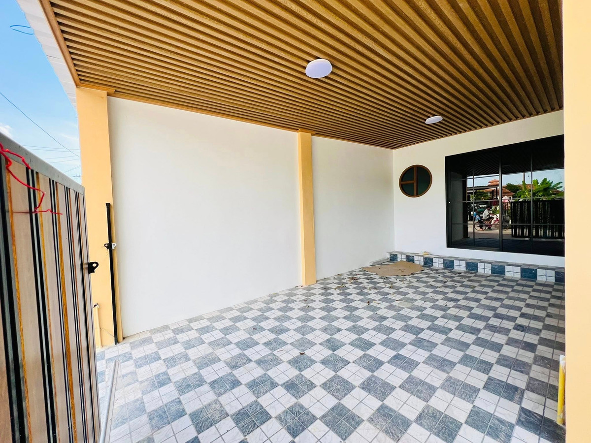 For SalePattaya, Bangsaen, Chonburi : LT Village 10/2 / 2 Bedrooms (For Sale), LT Village 10/2 / 2 Bedrooms (FOR SALE) BEWN001