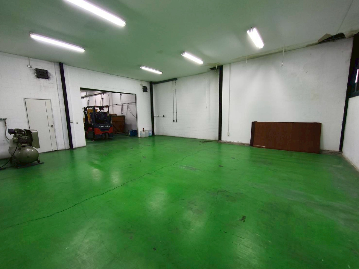 ขายโรงงานปทุมธานี รังสิต ธรรมศาสตร์ : 💖💖ขายมินิแฟคตอรี่สำหรับ SME หน้ากว้าง 15 เมตร ยาว45 เมตร, ทิศใต้, พร้อม Forklift และอื่นๆ / สนใจสอบถามได้นะคะ Line ID = atfirm2010💖💖