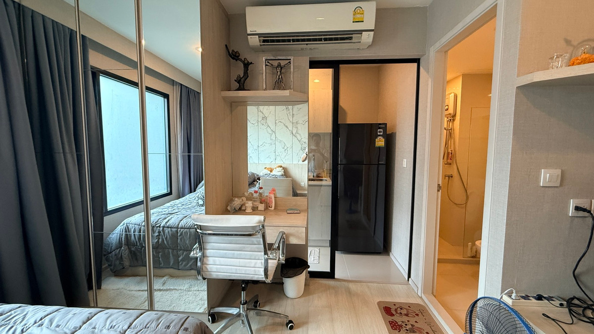 For SaleCondoRama9, Petchburi, RCA : Investing or living there yourself is worth it! Life Asoke bedrooms near the BTS