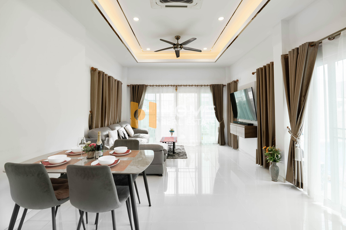 ขายบ้านพัทยา บางแสน ชลบุรี สัตหีบ : พูลวิลล่าพัทยา สวยเงียบสงบ ใกล้แหล่งท่องเที่ยว 🔥 ดุสิต พัทยา การ์เด้น 6 / 3 ห้องนอน (ขาย), Dusit Pattaya Garden 6 / 3 Bedrooms (FOR SALE) AM003