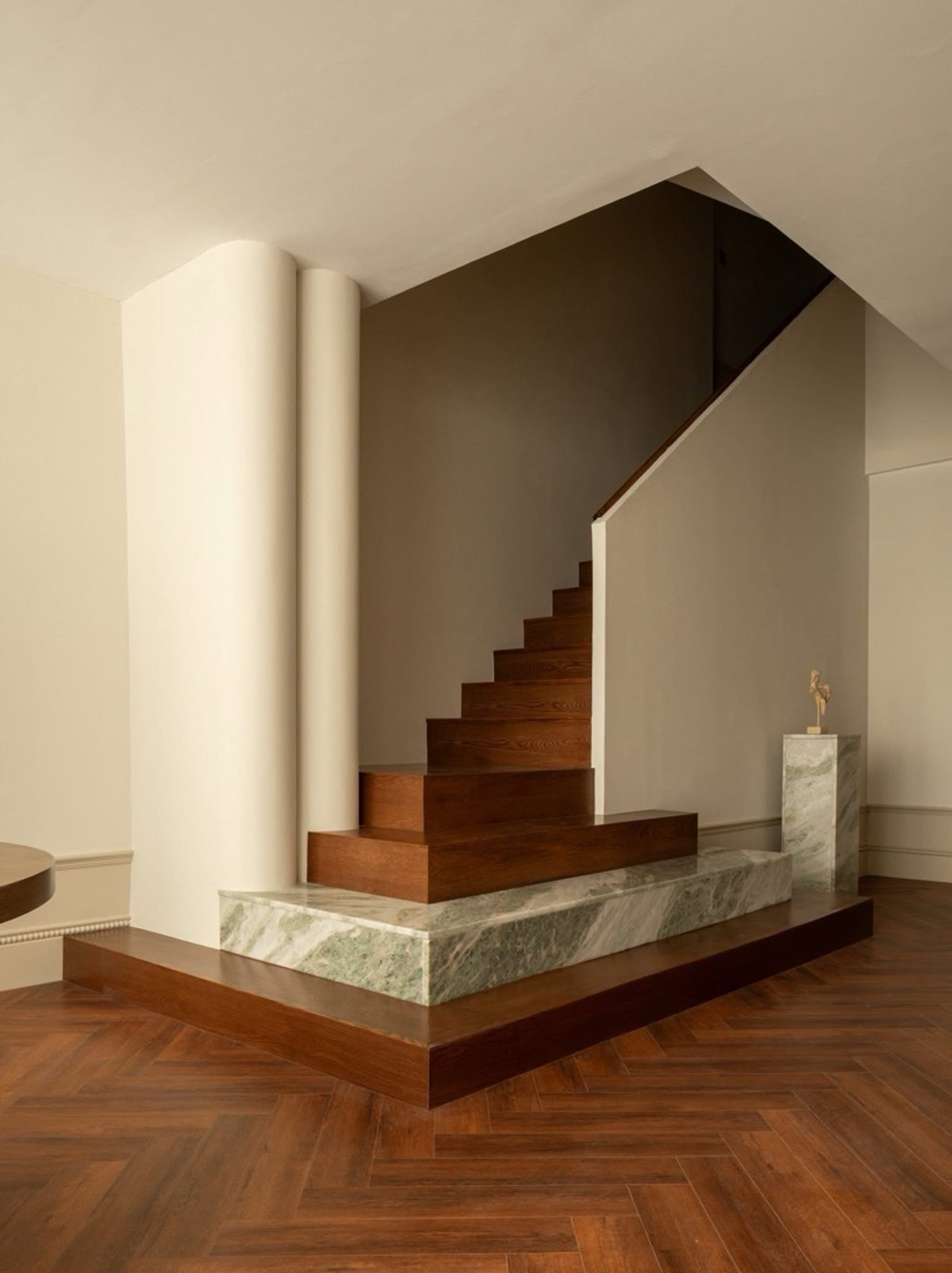 For SaleHome OfficeOnnut, Udomsuk : FOR SALE BANGKOK LUXURY HOME BY MODERN LUXURY HOME OFFICE SALE WITH FULLY FINISHED • PLUS ELEVATOR AND 6 PARKING FOR CARS