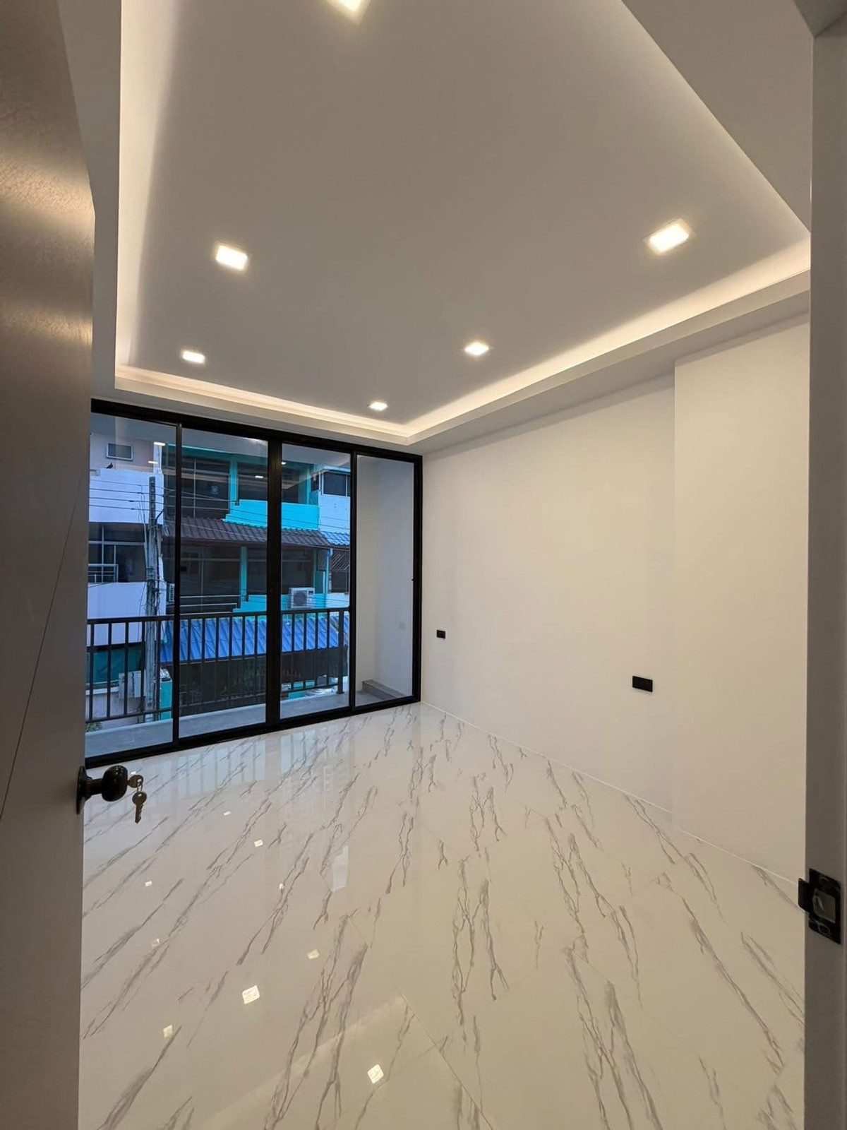 For SaleTownhomePattaya, Bangsaen, Chonburi : Townhome Pattaya / 4 Bedrooms (For Sale), Townhome Pattaya / 4 Bedrooms (FOR SALE) AM012