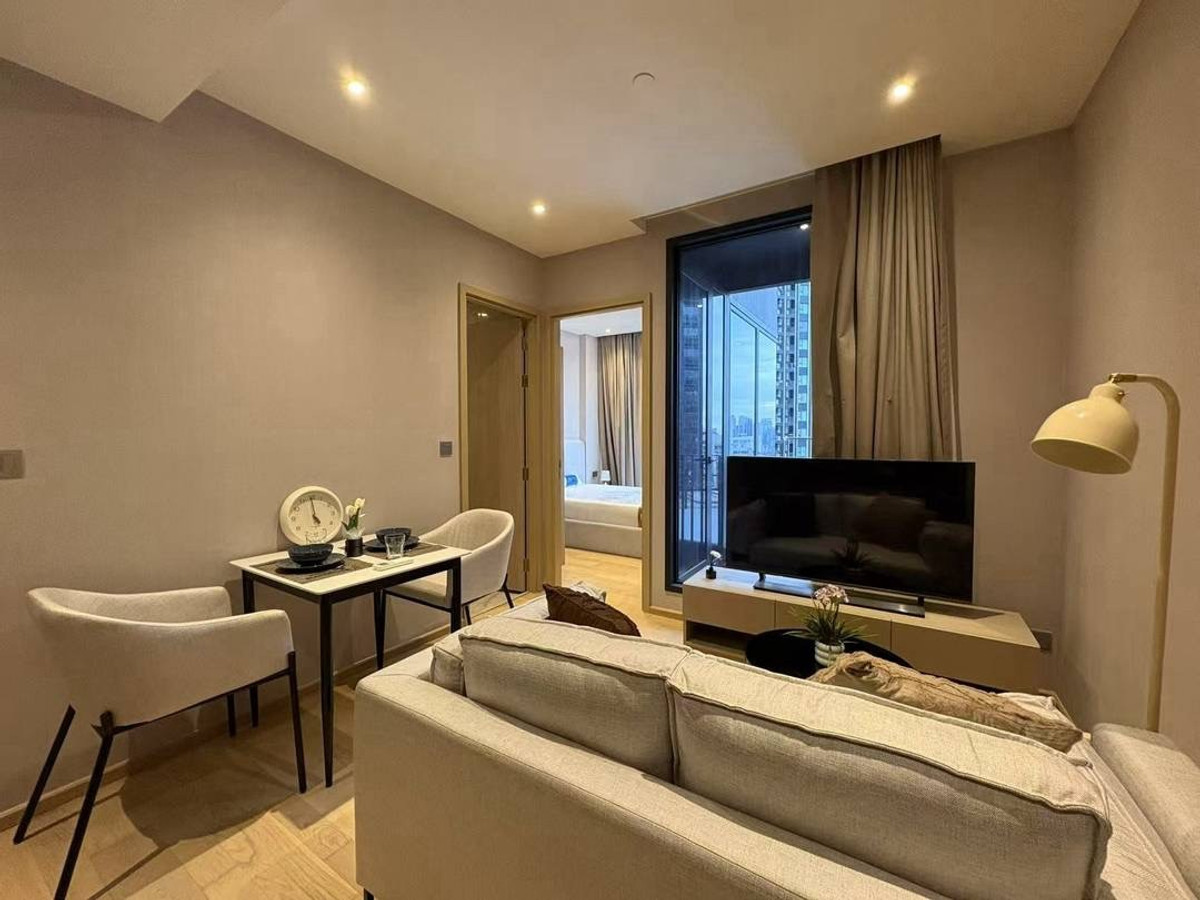 For RentCondoRama9, Petchburi, RCA : 🔴26,000฿🔴 𝐀𝐬𝐡𝐭𝐨𝐧 𝐀𝐬𝐨𝐤𝐞 - 𝐑𝐚𝐦𝐚 𝟗┃Ashton Asoke - Rama 9 ✅ near MRT Rama 9 Happy to serve you. If interested, contact 𝙇𝙄𝙉𝙀 (very quick response):​📱 Property code​ 6812-0305📱: Line ID:@bbcondo88