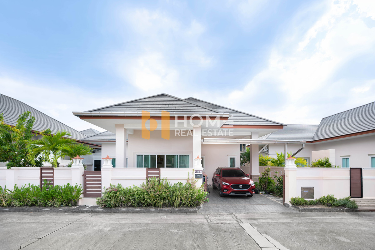 ขายบ้านพัทยา บางแสน ชลบุรี สัตหีบ : พูลวิลล่าพัทยา สวยเงียบสงบ ใกล้แหล่งท่องเที่ยว 🔥 ดุสิต พัทยา การ์เด้น 6 / 3 ห้องนอน (ขาย), Dusit Pattaya Garden 6 / 3 Bedrooms (FOR SALE) AM003