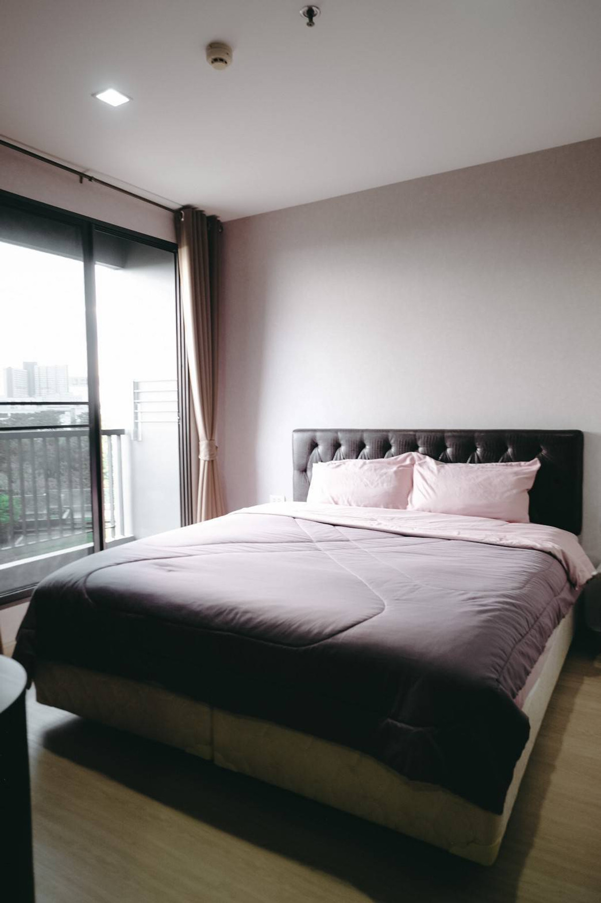 ให้เช่าคอนโดอ่อนนุช อุดมสุข : ให้เช่า Rhythm Sukhumvit 44/1 ราคา 33,000 บาท [MKr251203]