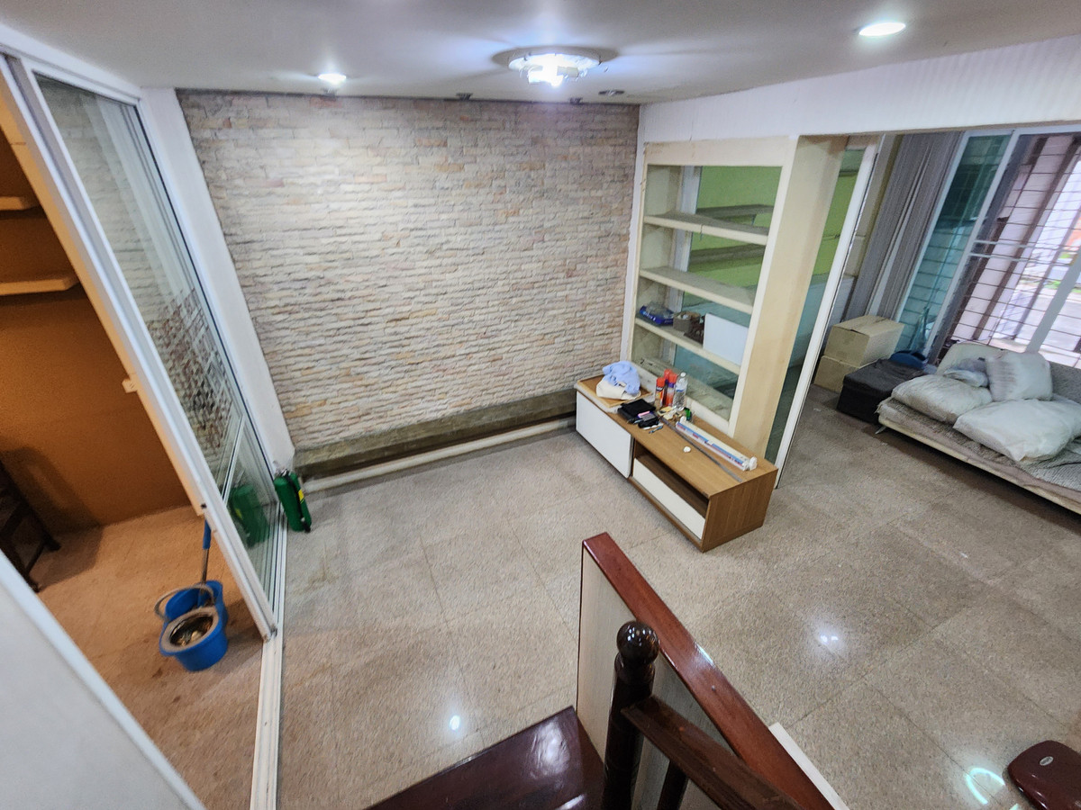 ขายทาวน์โฮมโชคชัย4 ลาดพร้าว71 : ขายทาวน์โฮม 3 ชั้น ลาดพร้าว – ทำเลโคตรเทพ! 160 ม. ถึง MRT ภาวนา ลาดพร้าว44  เหมาะทำโฮมออฟฟิต 