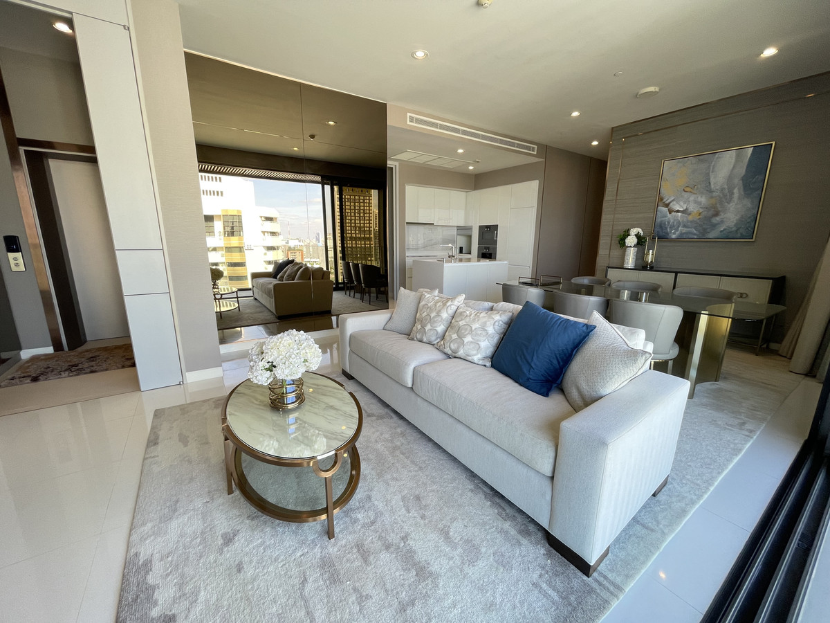 ให้เช่าคอนโดสุขุมวิท อโศก ทองหล่อ : 🏙️ Luxury 2 Bedroom Condo for Rent at Vittorio 39 – Bangkok 🏙️ 