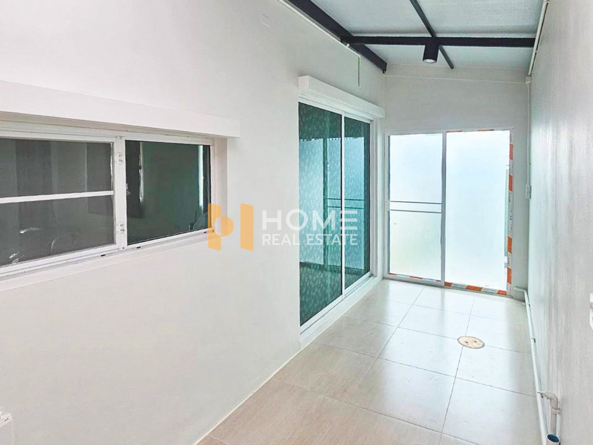 For SaleTownhomePattanakan, Srinakarin : Town Avenue Rama 9 / 2 Bedrooms (For Sale), Town Avenue Rama 9 / 2 Bedrooms (FOR SALE) BZD064