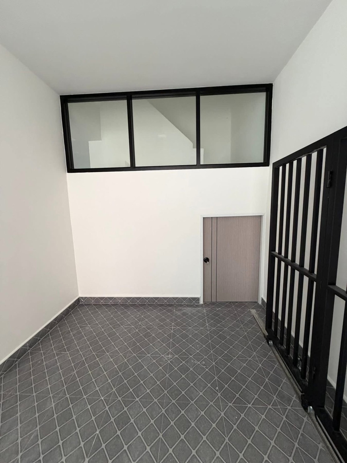 For SaleTownhomePattaya, Bangsaen, Chonburi : Townhome Pattaya / 4 Bedrooms (For Sale), Townhome Pattaya / 4 Bedrooms (FOR SALE) AM012