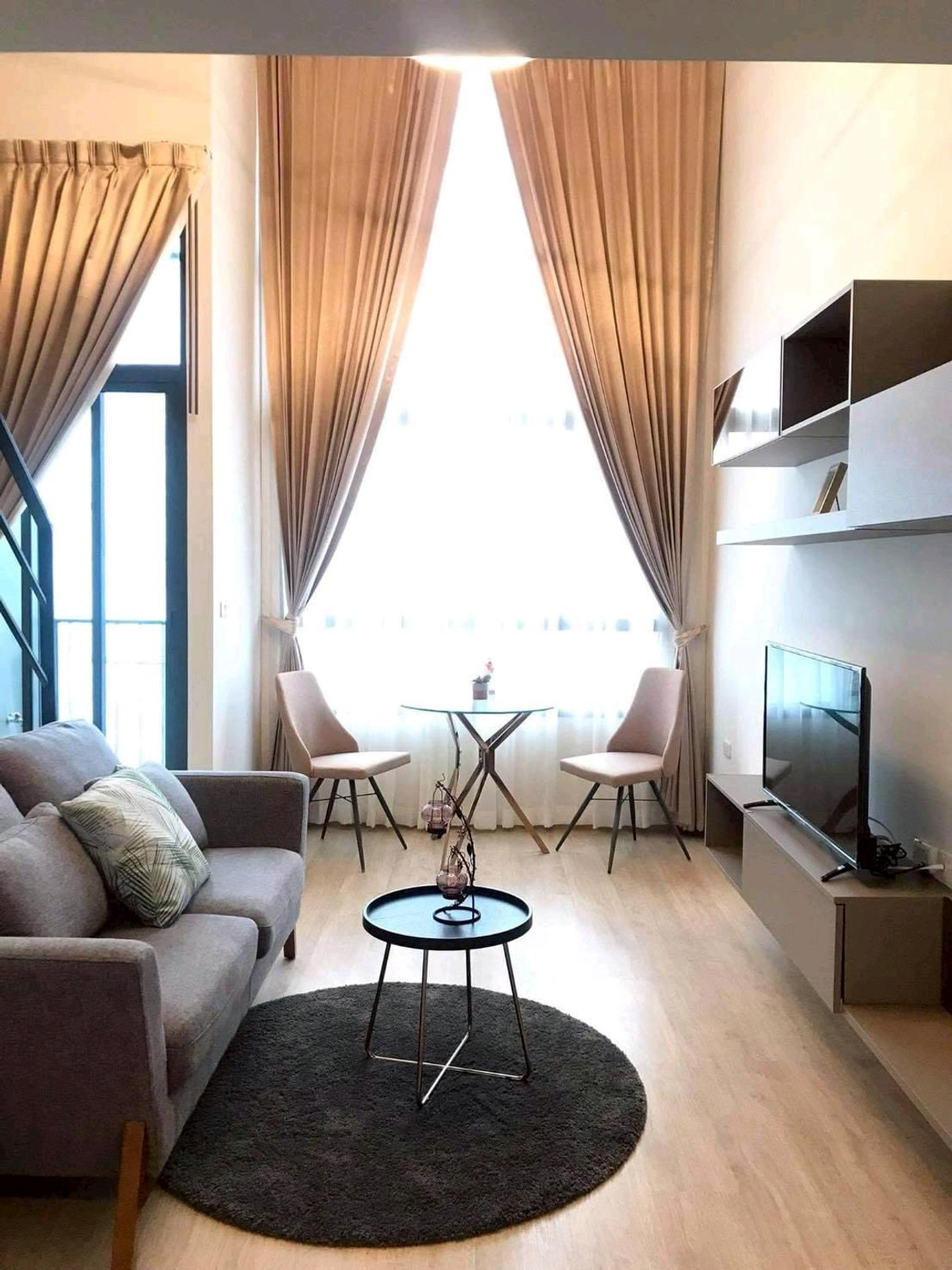 For RentCondoRama9, Petchburi, RCA : 📍Good location, near Airport Rail Link Ramkhamhaeng, beautiful room, ready to move in immediately!!