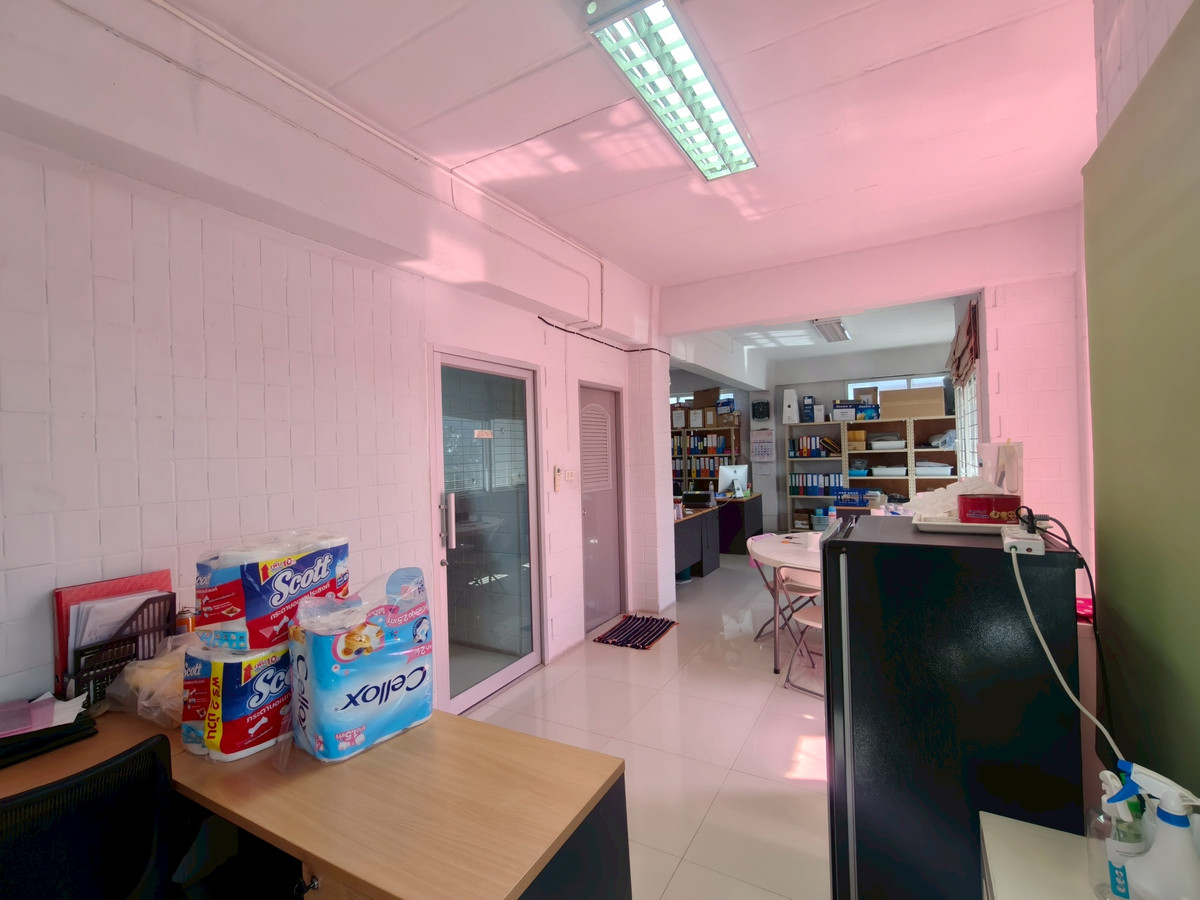 ขายโรงงานปทุมธานี รังสิต ธรรมศาสตร์ : 💖💖ขายมินิแฟคตอรี่สำหรับ SME หน้ากว้าง 15 เมตร ยาว45 เมตร, ทิศใต้, พร้อม Forklift และอื่นๆ / สนใจสอบถามได้นะคะ Line ID = atfirm2010💖💖