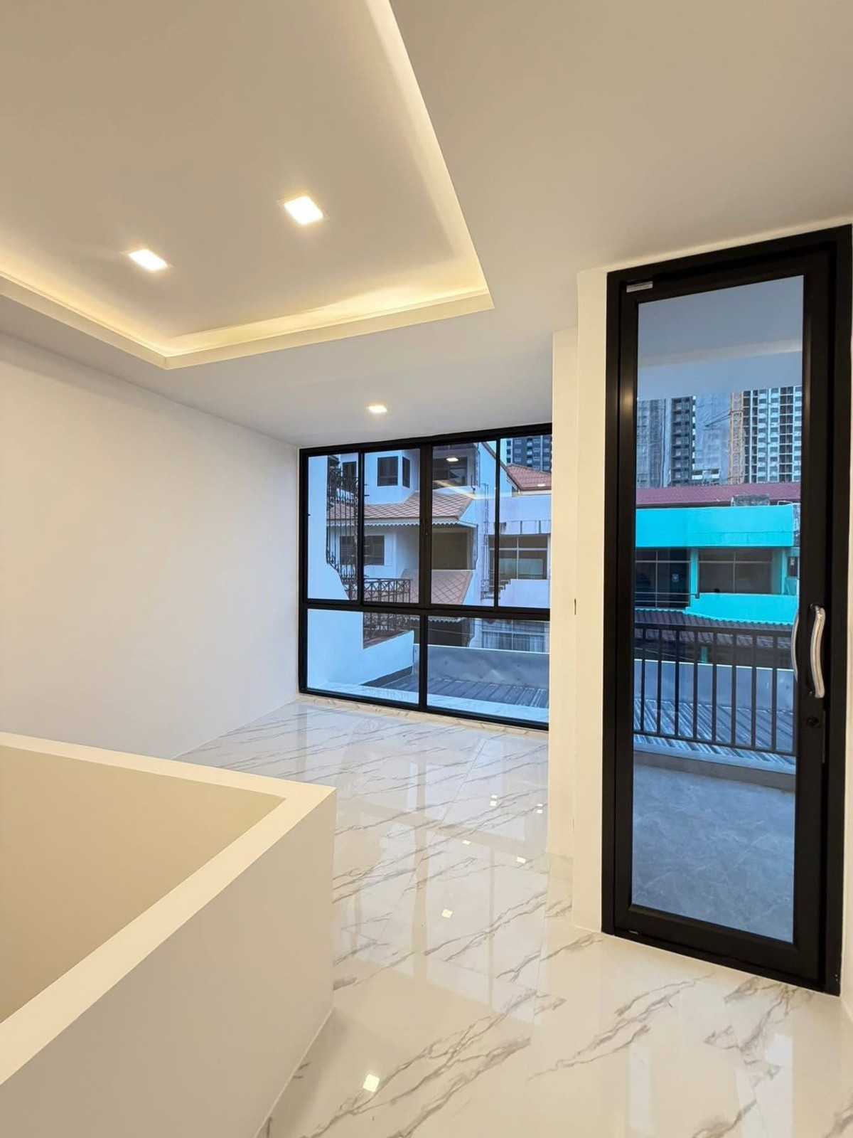 For SaleTownhomePattaya, Bangsaen, Chonburi : Townhome Pattaya / 4 Bedrooms (For Sale), Townhome Pattaya / 4 Bedrooms (FOR SALE) AM012