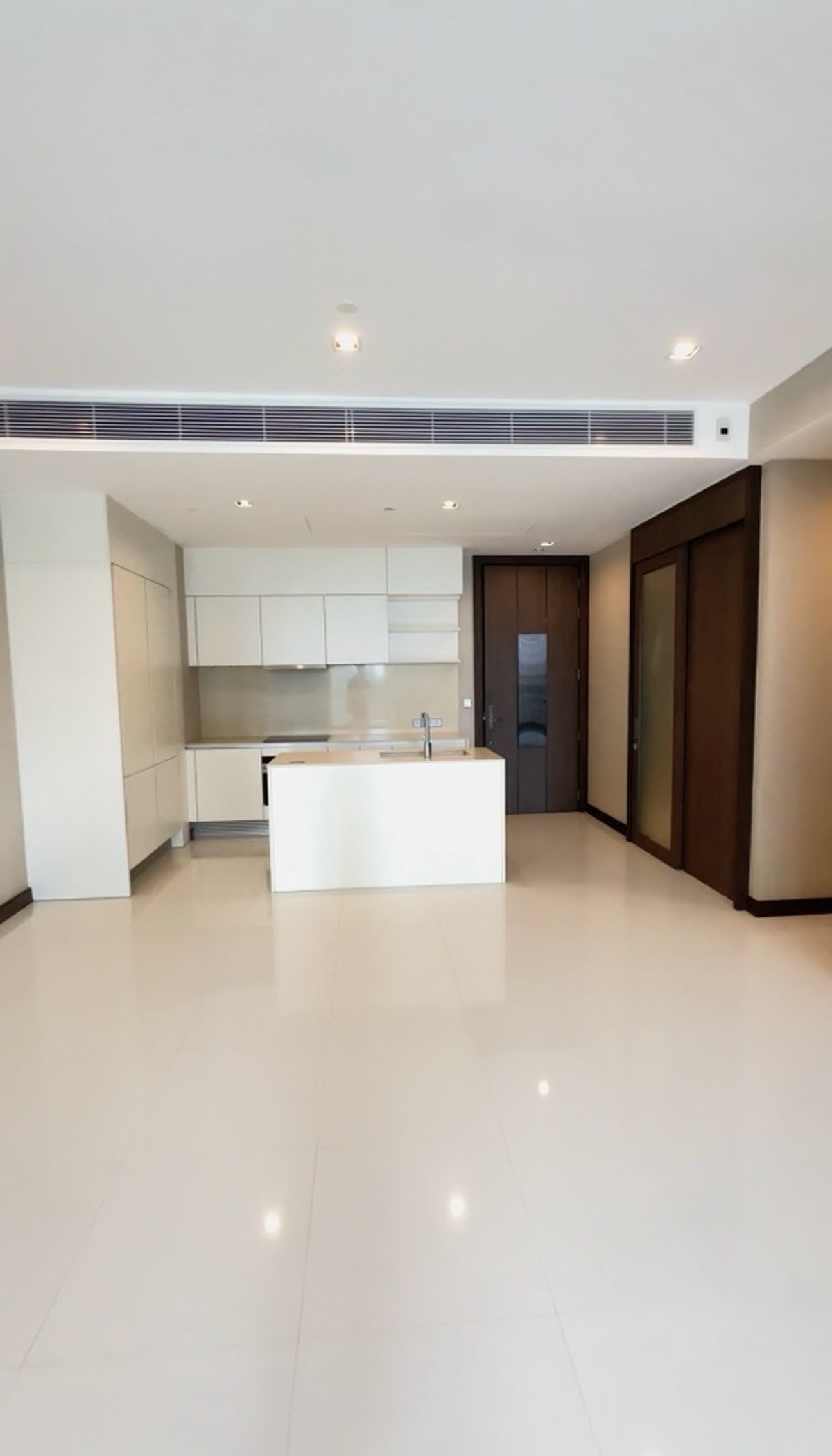 For SaleCondoNana, North Nana,Sukhumvit13, Soi Nana : 🔥 Q1 SUKHUMVIT | 3BR 3BH, big room, beautiful plan, good price. Selling a new room directly from the project 🔥