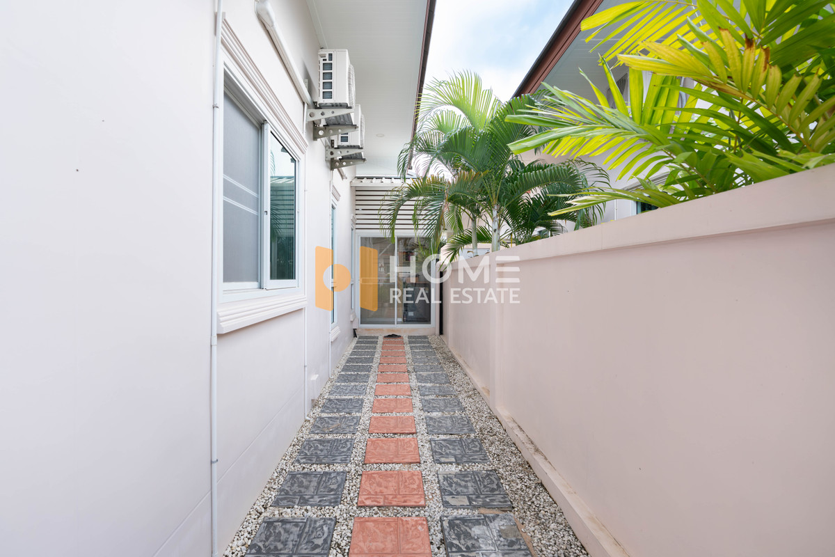 ขายบ้านพัทยา บางแสน ชลบุรี สัตหีบ : พูลวิลล่าพัทยา สวยเงียบสงบ ใกล้แหล่งท่องเที่ยว 🔥 ดุสิต พัทยา การ์เด้น 6 / 3 ห้องนอน (ขาย), Dusit Pattaya Garden 6 / 3 Bedrooms (FOR SALE) AM003