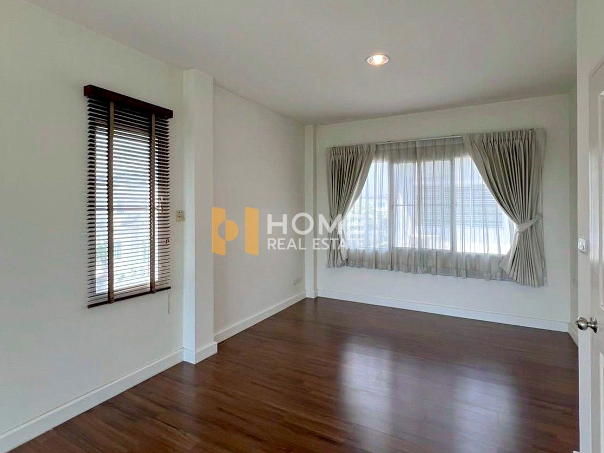 For SaleTownhomePattanakan, Srinakarin : Town Avenue Rama 9 / 2 Bedrooms (For Sale), Town Avenue Rama 9 / 2 Bedrooms (FOR SALE) BZD064