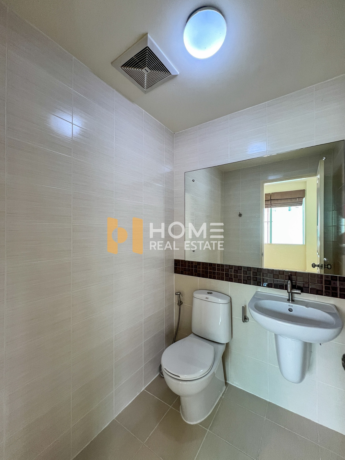 For SaleTownhomePattanakan, Srinakarin : Town Avenue Rama 9 / 2 Bedrooms (For Sale), Town Avenue Rama 9 / 2 Bedrooms (FOR SALE) BZD064