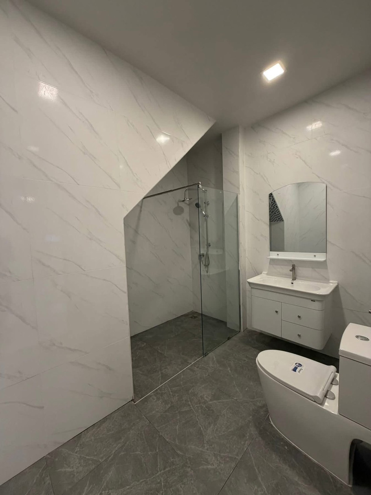 For SaleTownhomePattaya, Bangsaen, Chonburi : Townhome Pattaya / 4 Bedrooms (For Sale), Townhome Pattaya / 4 Bedrooms (FOR SALE) AM012