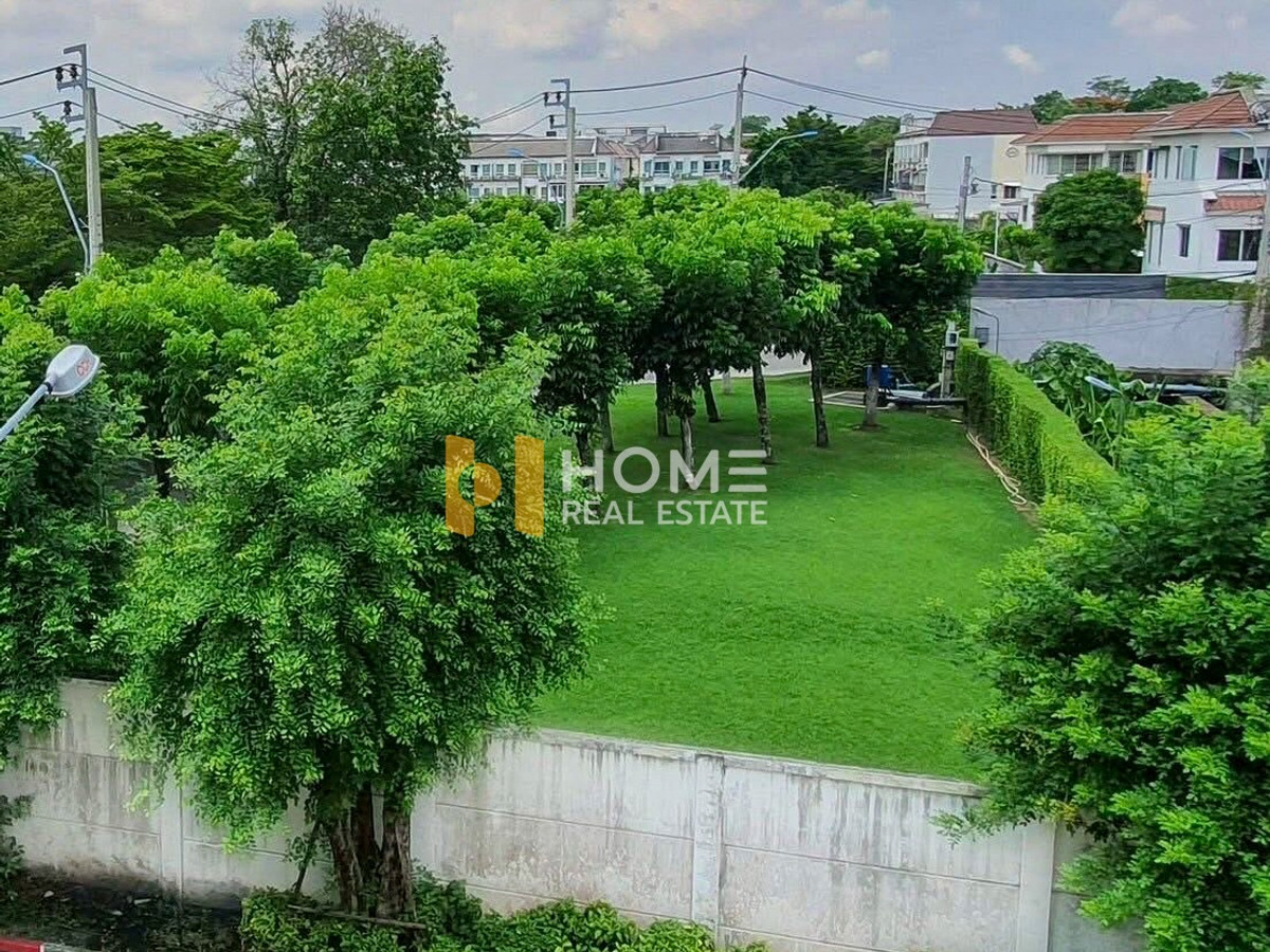 For SaleTownhomePattanakan, Srinakarin : Town Avenue Rama 9 / 2 Bedrooms (For Sale), Town Avenue Rama 9 / 2 Bedrooms (FOR SALE) BZD064