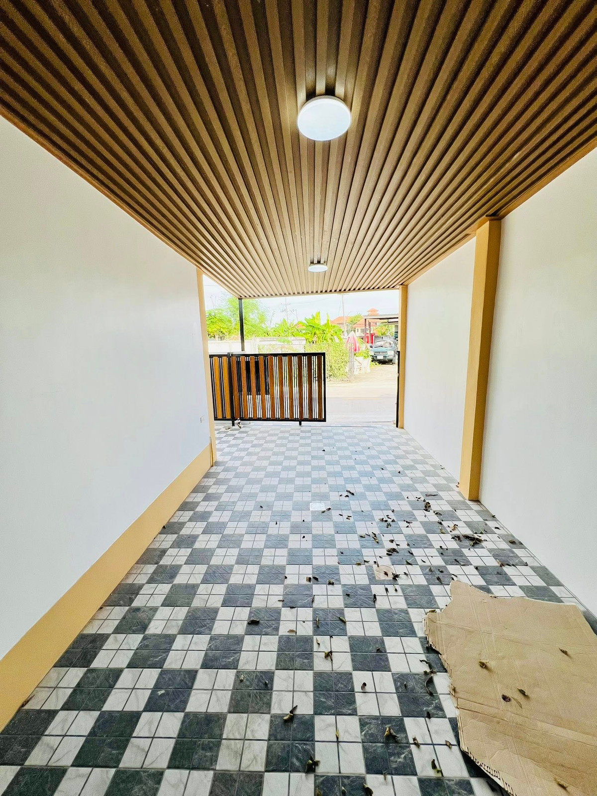 For SalePattaya, Bangsaen, Chonburi : LT Village 10/2 / 2 Bedrooms (For Sale), LT Village 10/2 / 2 Bedrooms (FOR SALE) BEWN002