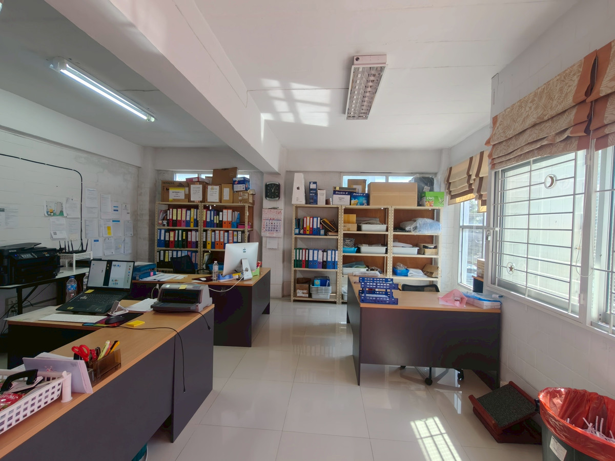 ขายโรงงานปทุมธานี รังสิต ธรรมศาสตร์ : 💖💖ขายมินิแฟคตอรี่สำหรับ SME หน้ากว้าง 15 เมตร ยาว45 เมตร, ทิศใต้, พร้อม Forklift และอื่นๆ / สนใจสอบถามได้นะคะ Line ID = atfirm2010💖💖