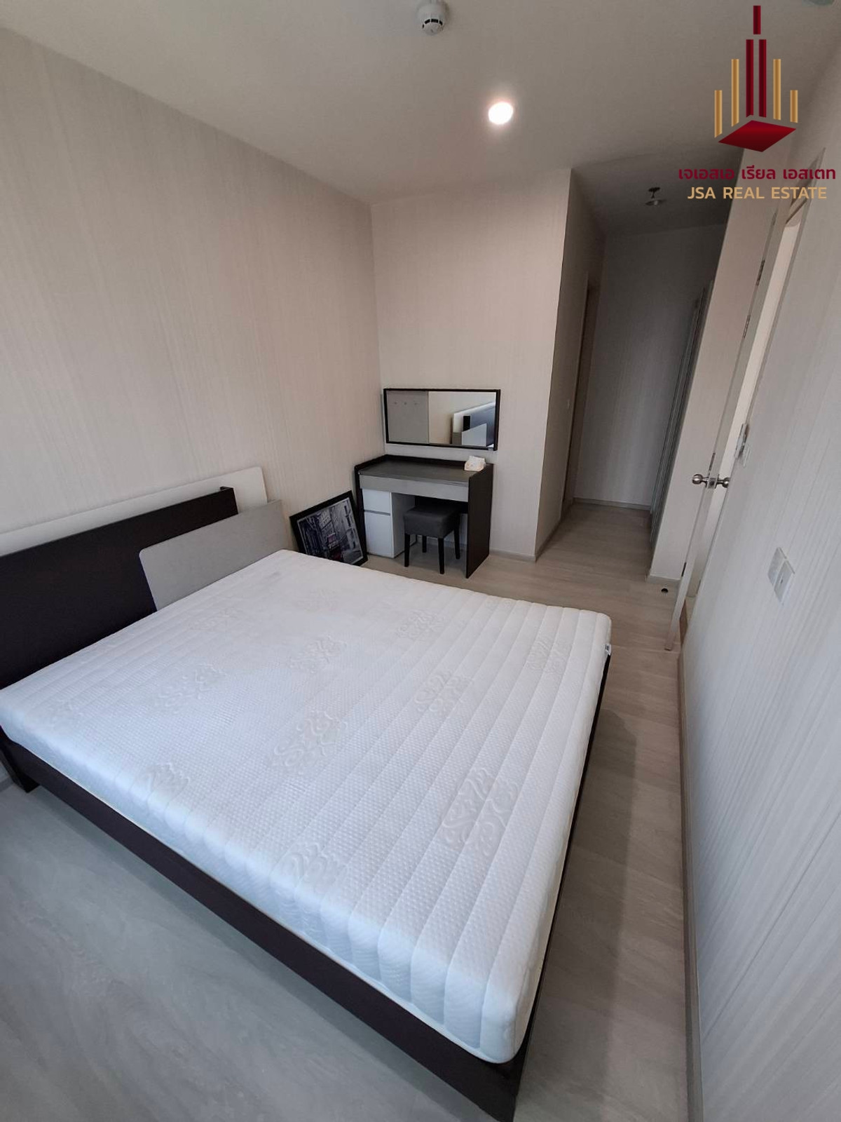 ให้เช่าคอนโดพระราม 9 เพชรบุรีตัดใหม่ RCA : ✨ For Rent: Life Asoke Condo ✨ 💰 Only 30,000 THB/month