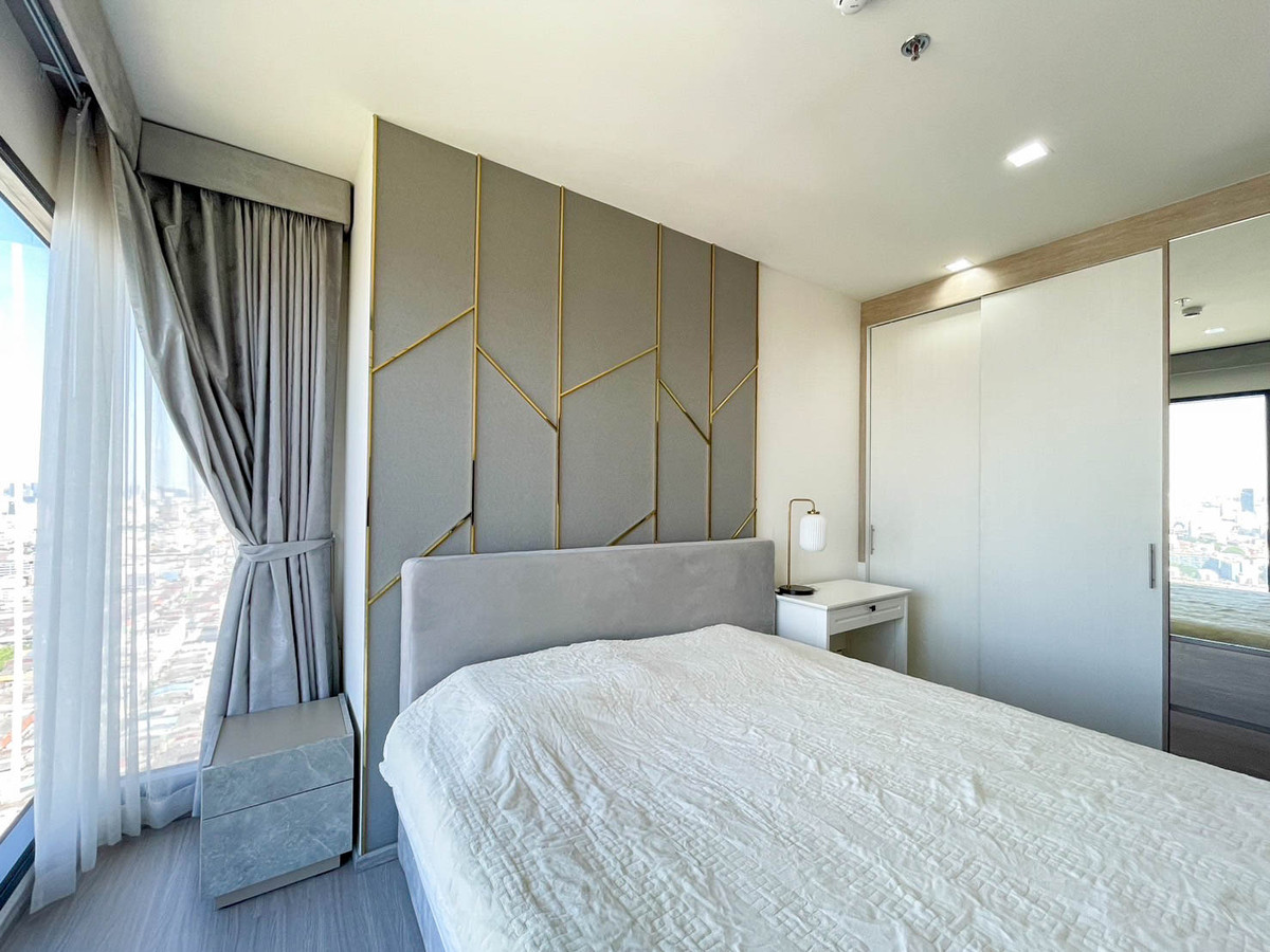 ให้เช่าคอนโดพระราม 9 เพชรบุรีตัดใหม่ RCA : ให้เช่า Life Asoke Hype ราคา 35,000 บาท/เดือน [MNs250204]