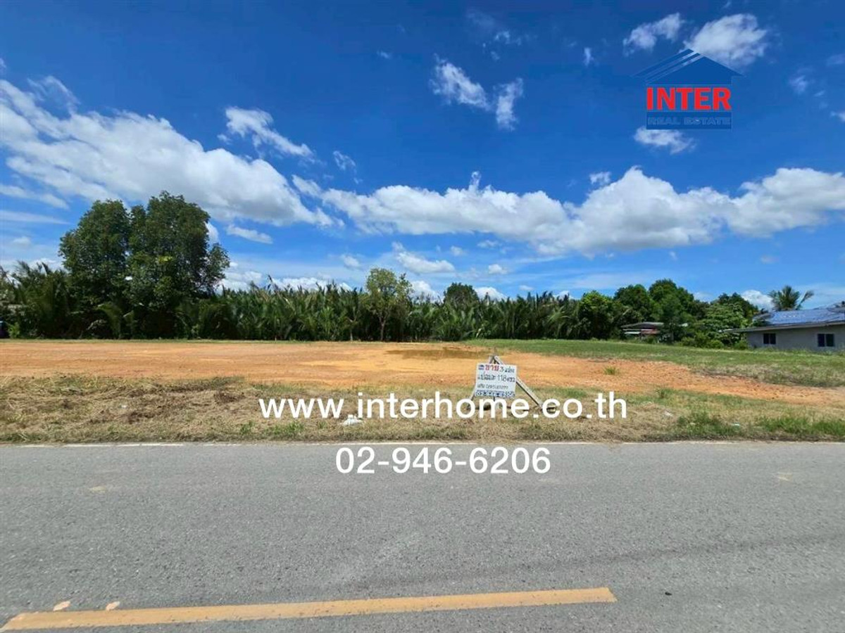 For SaleLandChachoengsao : Empty land 118 sq m. land near Wat Chonthi Bunyawat (Bang Hak), Chachoengsao, Chachoengsao-Chonburi Road, Bang Hak Road, Bang Pakong, Chachoengsao.
