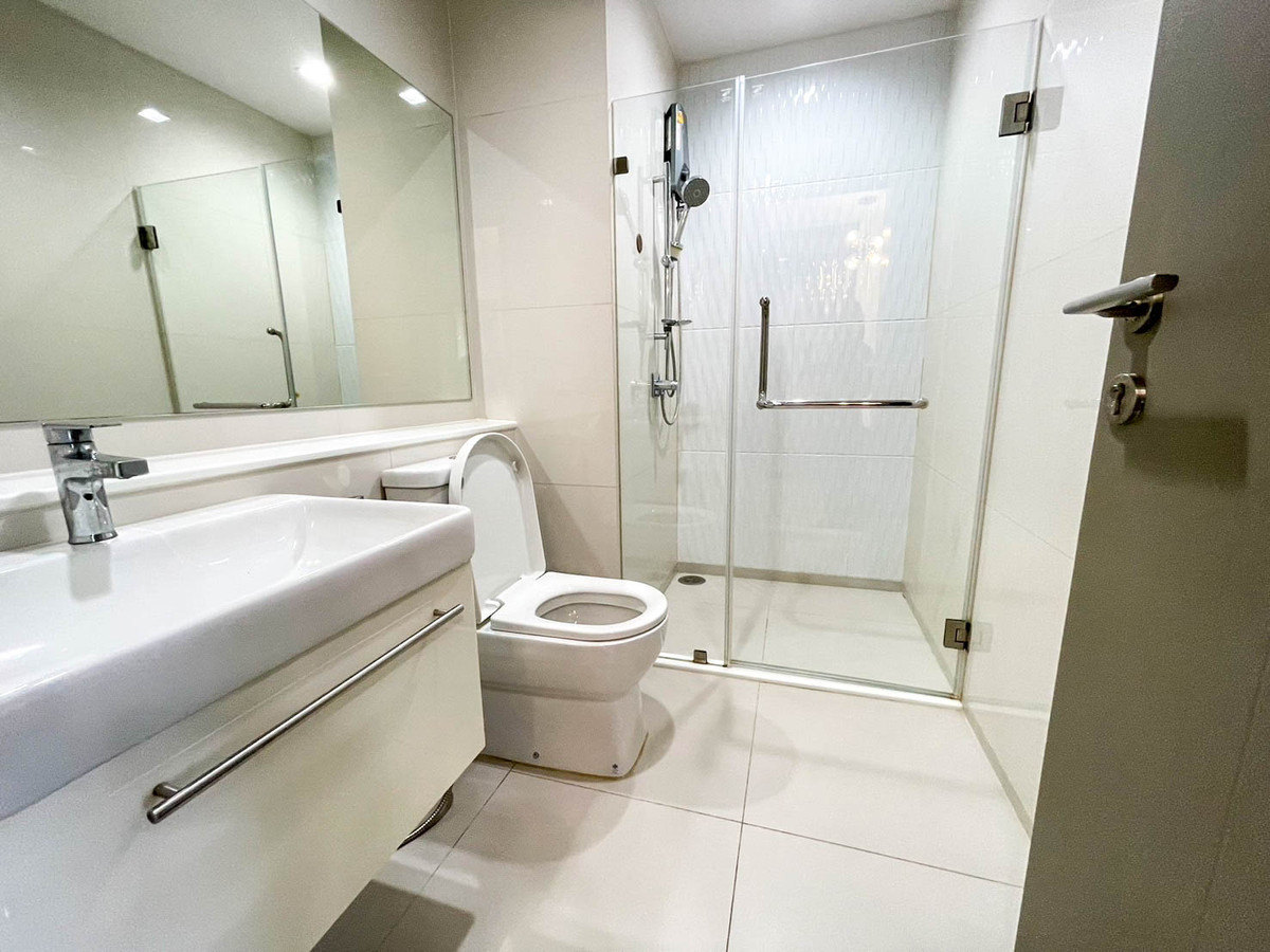 ให้เช่าคอนโดพระราม 9 เพชรบุรีตัดใหม่ RCA : ให้เช่า Life Asoke Hype ราคา 35,000 บาท/เดือน [MNs250204]