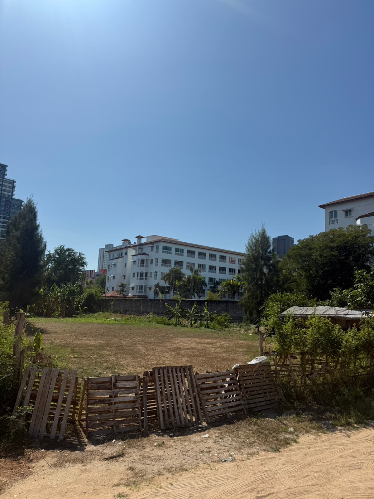 ขายที่ดินพัทยา บางแสน ชลบุรี สัตหีบ : ใกล้หาดจอมเทียน เพียง 2 กม. 🌊 ที่ดิน ถนนชัยพฤกษ์ 3 / 283 ตารางวา (ขาย), Land Chaiyaphruek 3 Road / 283 Square Wa (FOR SALE) AM002