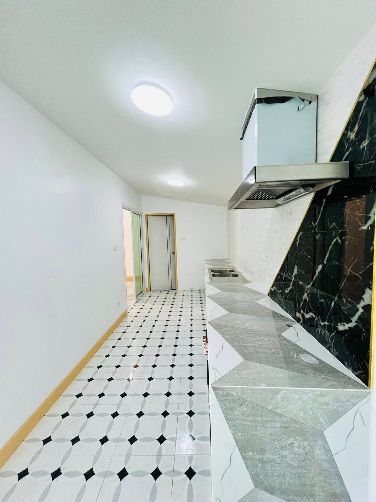 For SalePattaya, Bangsaen, Chonburi : LT Village 10/2 / 2 Bedrooms (For Sale), LT Village 10/2 / 2 Bedrooms (FOR SALE) BEWN001