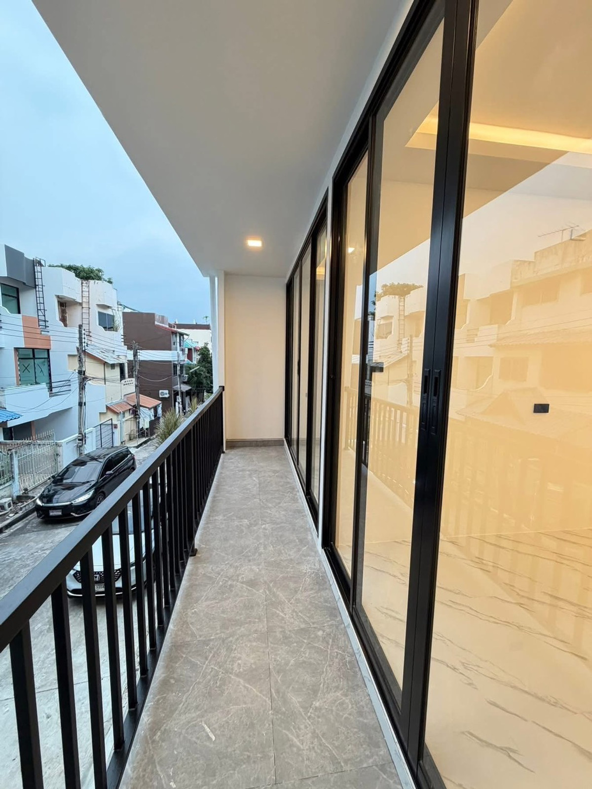 For SaleTownhomePattaya, Bangsaen, Chonburi : Townhome Pattaya / 4 Bedrooms (For Sale), Townhome Pattaya / 4 Bedrooms (FOR SALE) AM012