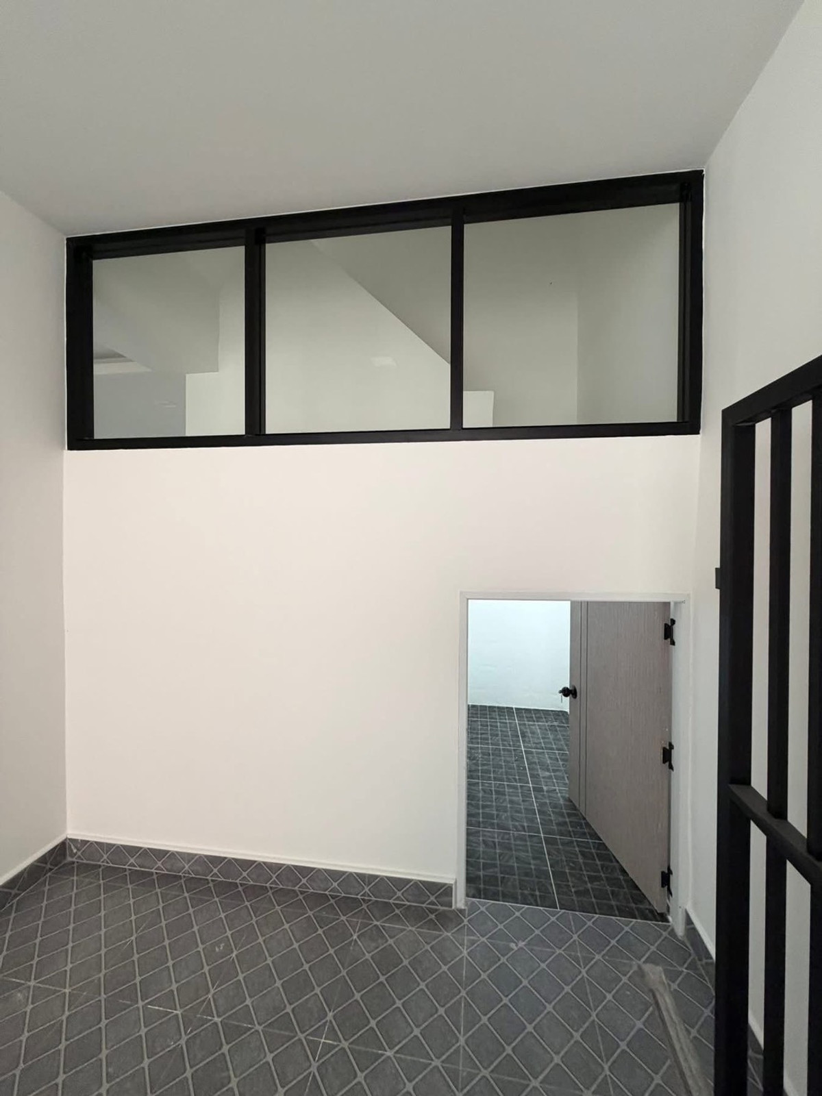 For SaleTownhomePattaya, Bangsaen, Chonburi : Townhome Pattaya / 4 Bedrooms (For Sale), Townhome Pattaya / 4 Bedrooms (FOR SALE) AM012