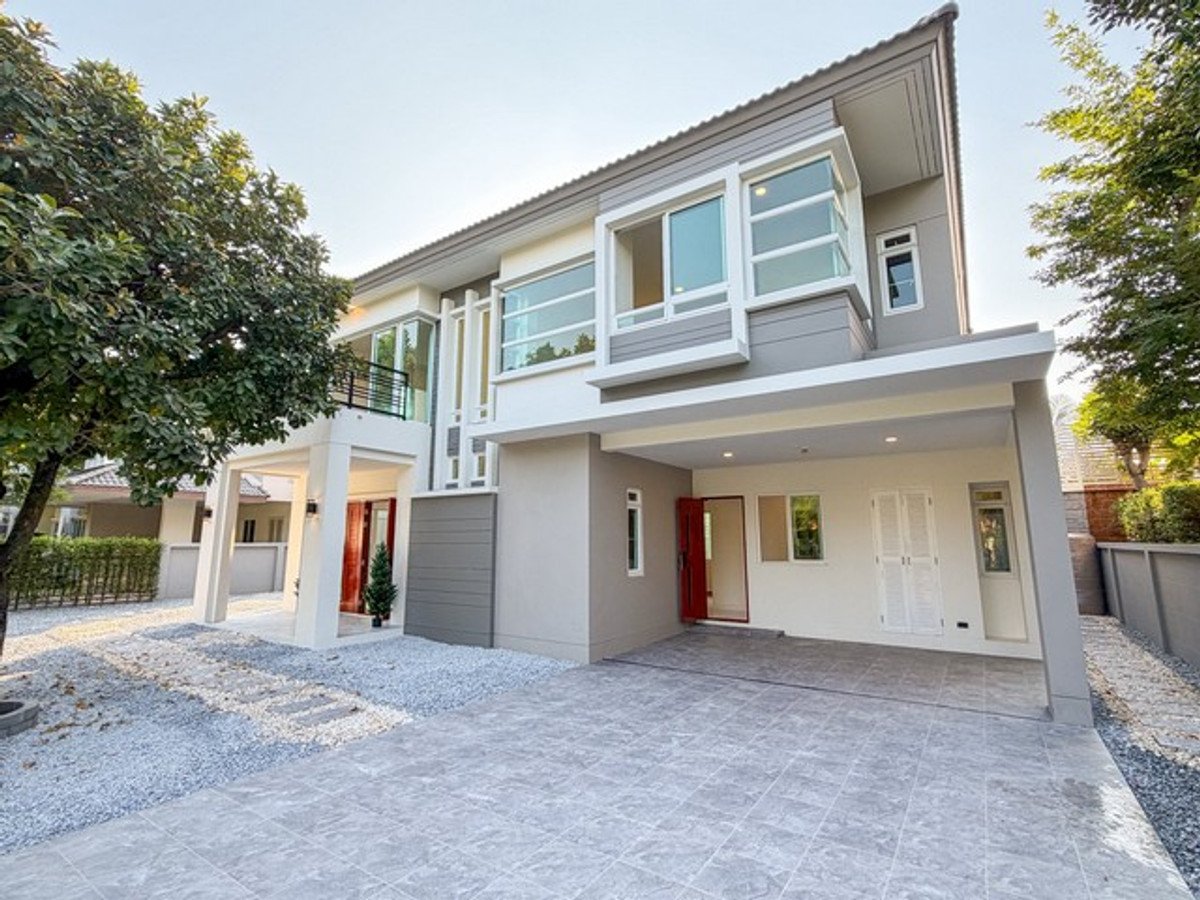 For SaleHouseRama5, Ratchapruek, Bangkruai : House for sale Bangkok Boulevard Ratchaphruek-Rama 5-2  Next to Ratchaphruek Road 💕 In front of the house, dont hit anyone. ✅ Renovated the whole house.