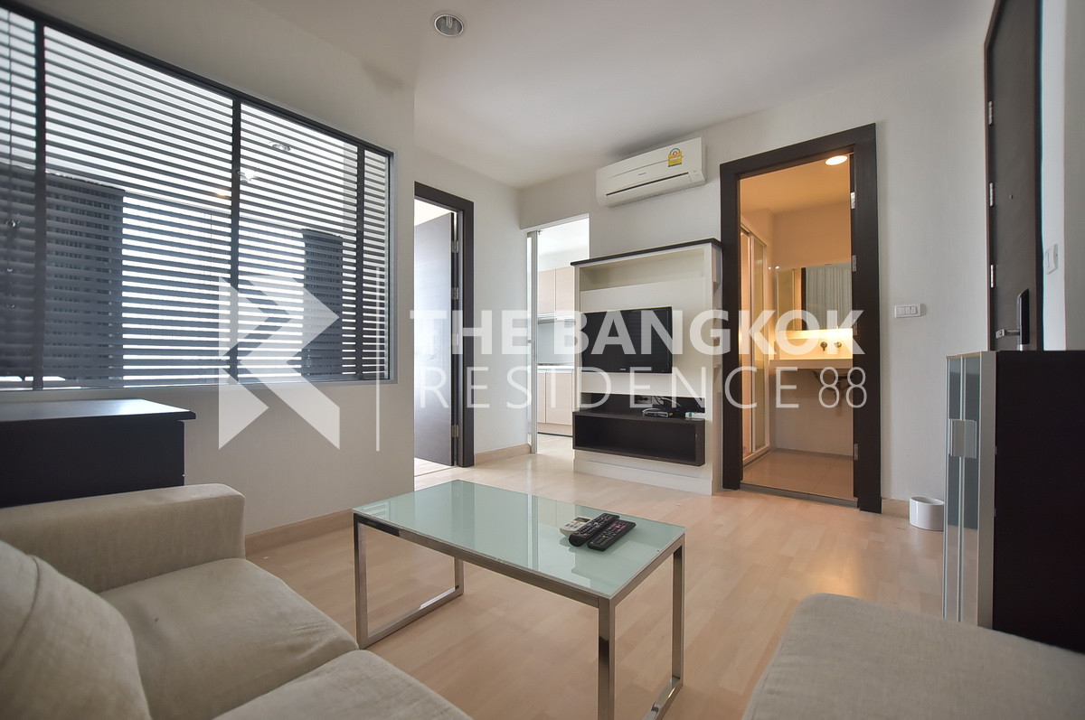 For SaleCondoRatchadapisek, Huaikwang, Suttisan : Urgent sale!! Beautiful room, good price, MRT next to the project.