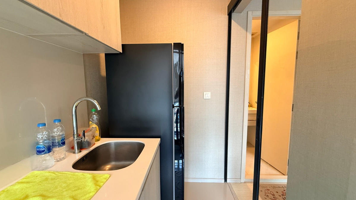 For SaleCondoRama9, Petchburi, RCA : Investing or living there yourself is worth it! Life Asoke bedrooms near the BTS