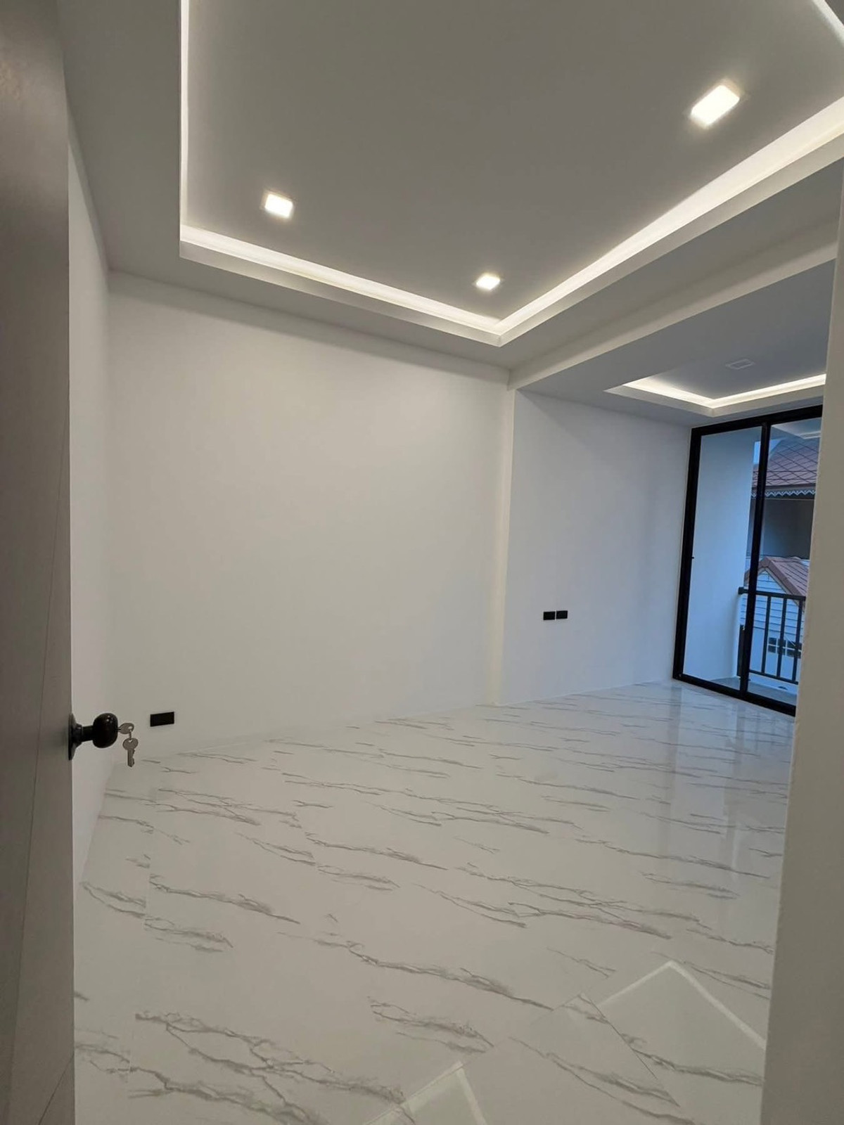 For SaleTownhomePattaya, Bangsaen, Chonburi : Townhome Pattaya / 4 Bedrooms (For Sale), Townhome Pattaya / 4 Bedrooms (FOR SALE) AM012