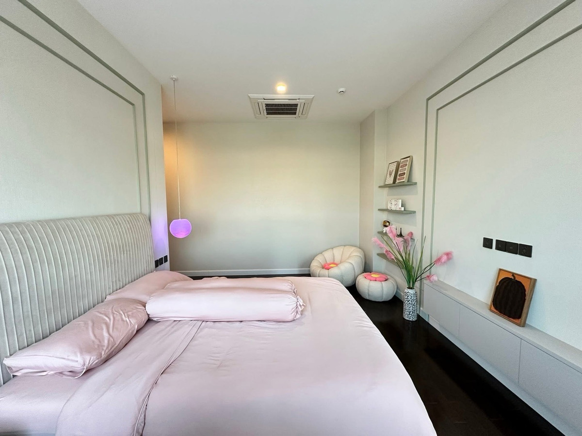 For RentHouseLadkrabang, Suwannaphum Airport : FOR RENT BANGKOK LUXURY HOME BY GRAND BANGKOK BOULEVARD KRUNGTHEP KREETHA PROJECT • NEAR INTERNATIONAL SCHOOL